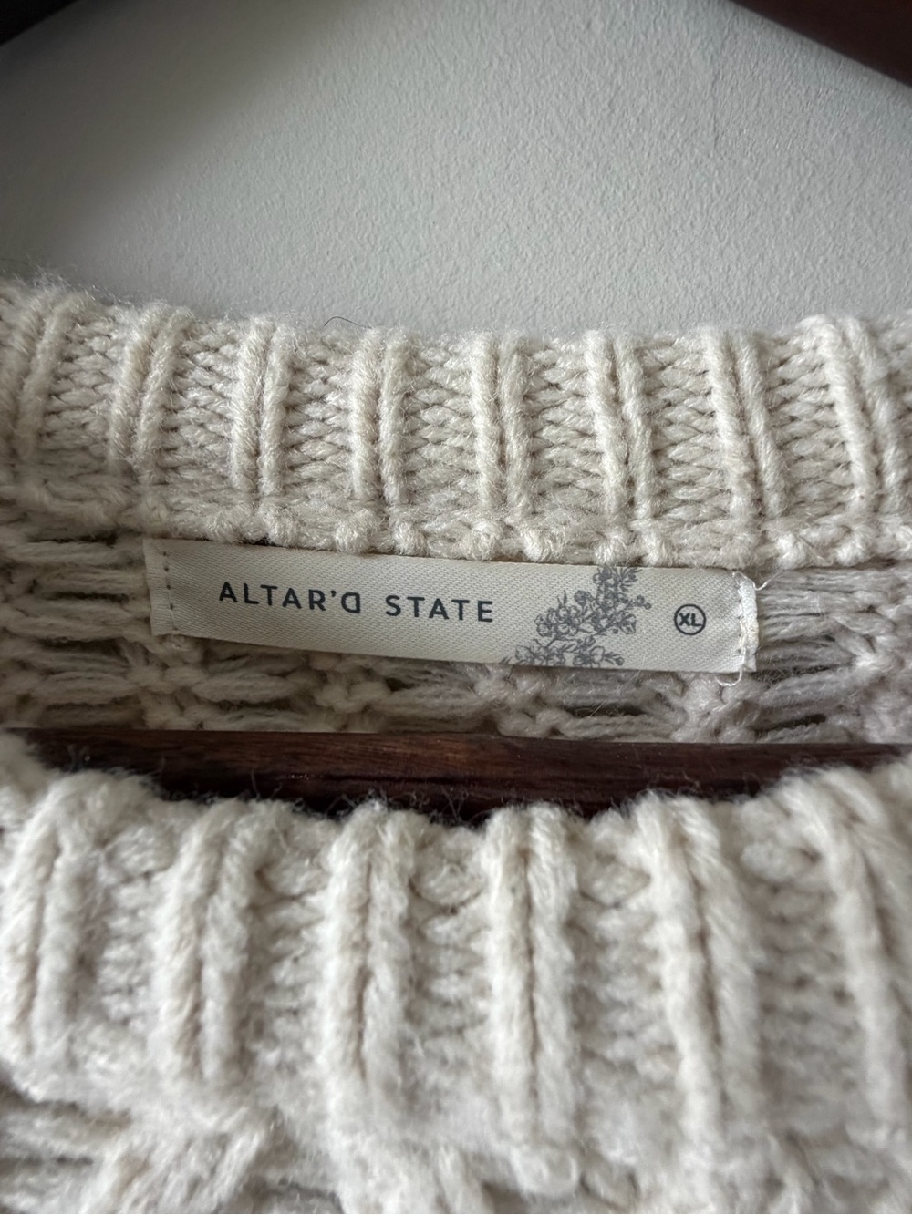 Altar'd State Cable Knit Chunky Sweater | Cream | XL - Picture 5 of 6